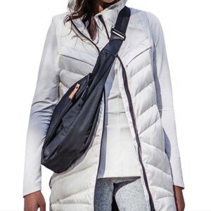 Indygena (Indyeva) Sling Bag Purse Crossbody Black Tan Nylon Women’s One Size